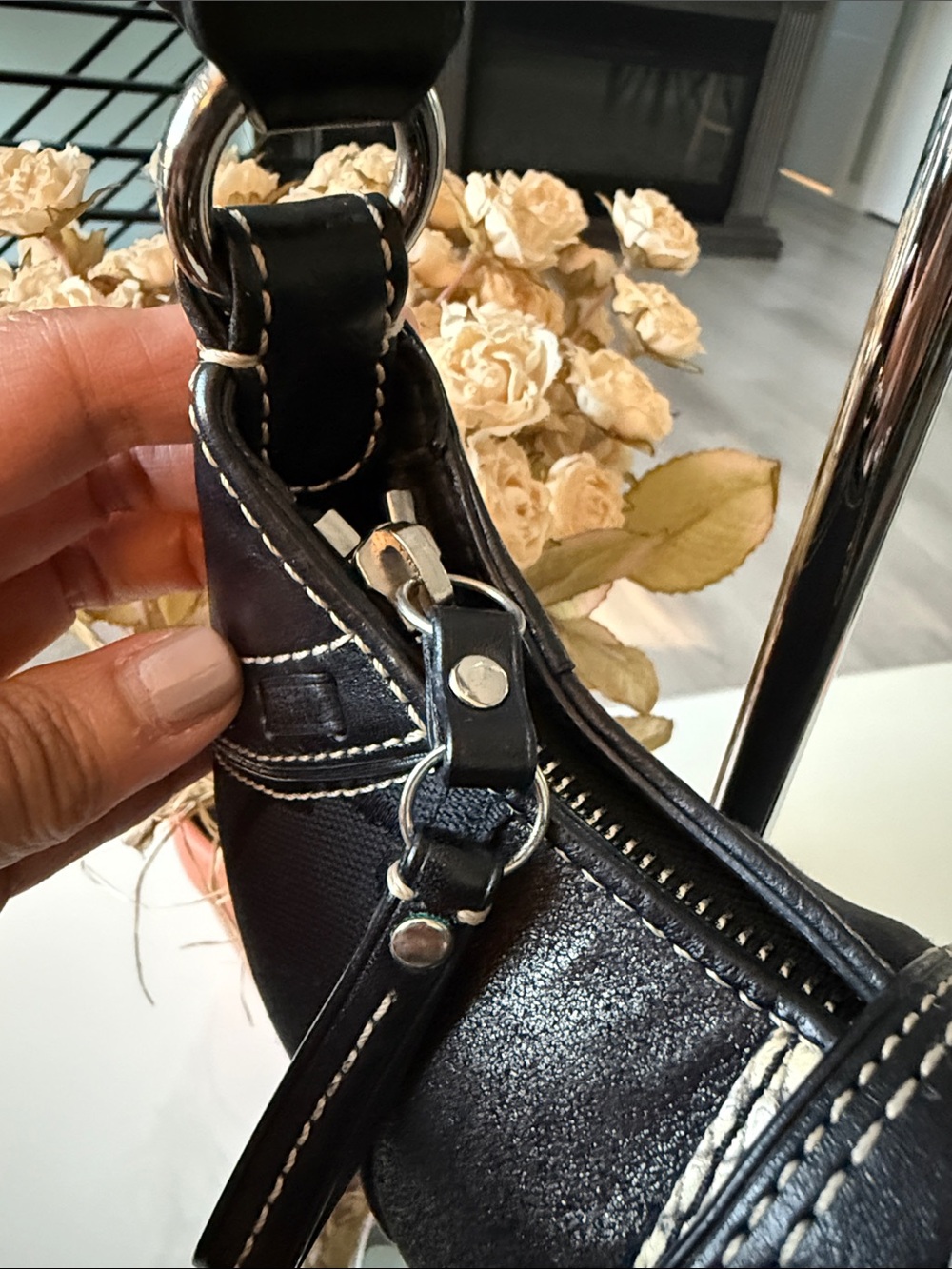 2006 Coach Hamptons Signature Python Mini Hobo - Picture 16 of 16